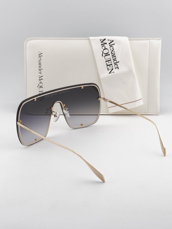 Alexander McQueen AM0362S 003 Shield Rimless Sunglasses - Gold / Grey main image 11